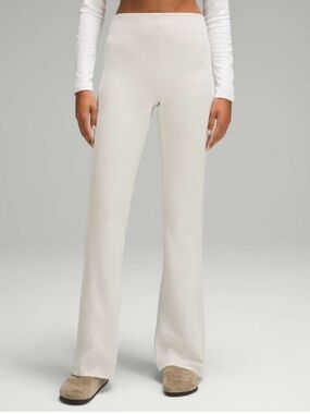 Lululemon size 14 Brushed Softstreme Ribbed Zip Flared Pants 32.5" Bone